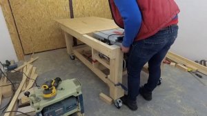 Самодельный верстак со встроенной пилой