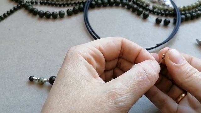 Простой галстук из змеевика. смотреть онлайн