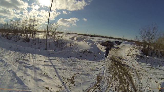 Квадрокоптер 250 в ветреную погоду, + мини краш в дерево смотреть онлайн