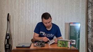 4К Обзор Bosch Quigo Green лазерного нивелира / Распаковка Quigo Grenn от Бош.