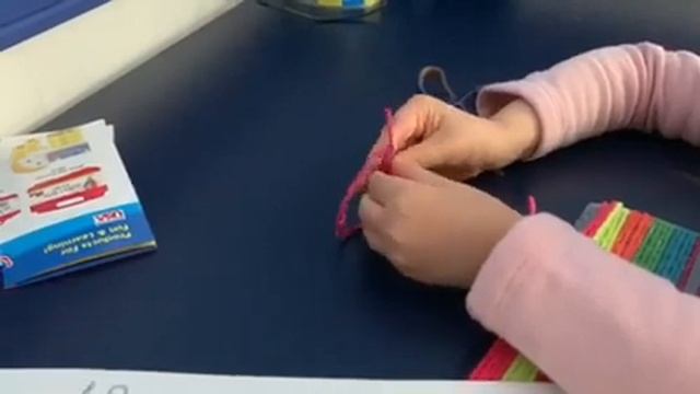 Wikki Stix Fun Unboxing. Восковые палочки для лепки, открываем новый набор смотреть онлайн