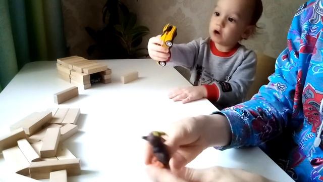ДЖЕНГА. Как играть с маленькими детьми НЕ по правилам?
