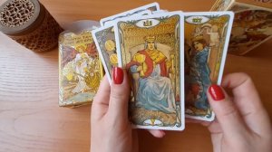 Новинка в коллекции! Обзор Золотого Таро Уэйт Арт-Нуво.