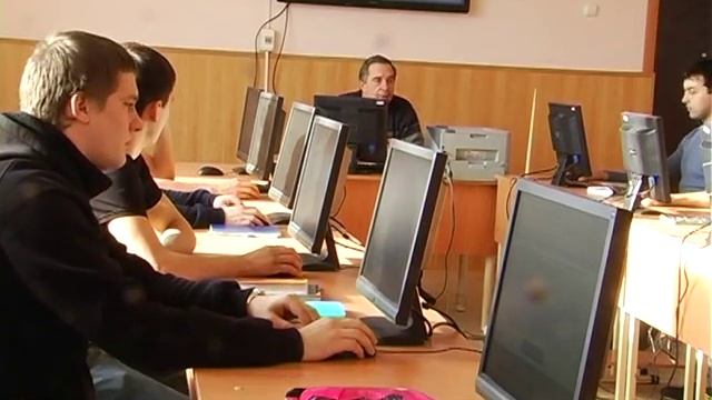 Ролик презентация (автошкола ДОСААФ - 02.03.2015) смотреть онлайн