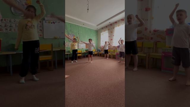 Физкультурная разминка. Старшая группа. смотреть онлайн