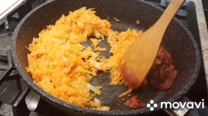 Подлива с мясом свинины. Простой и вкусный рецепт!