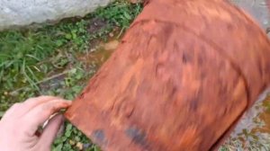 Смотрим,  что стало с ведром,которое пролежало в колодце 15 лет