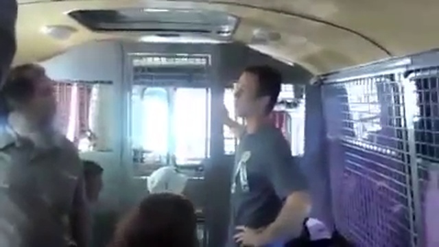 Заключенные в американском амтозаке спели о том как хорошо жить в окупированной США колонии смотреть онлайн