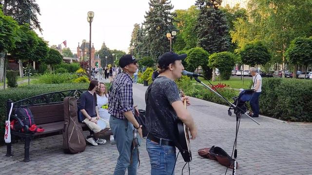 Уличные музыканты ТОП невероятных и уникальных уличных выступлений 026