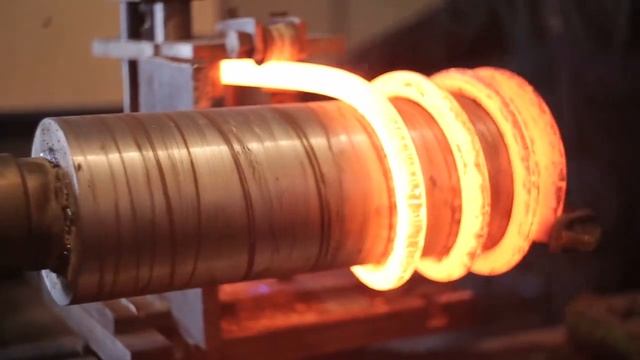 Горячая навивка пружин, с.Мартыновка Сафакулевский филиал Челябинский пружинно-набивочный завод. смотреть онлайн