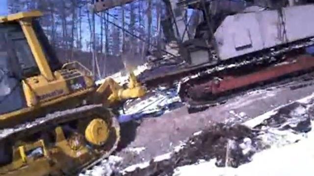 С горы на бульдозере!  From Mountain On The Bulldozer!
