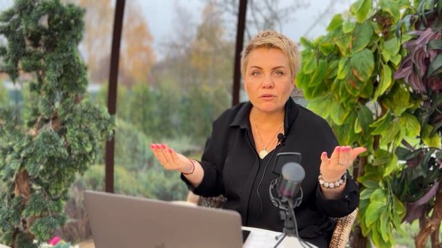 НЕ ОДИН В ТЕМНОТЕ//Вопрос-ответ: как переступить через свой страх? смотреть онлайн