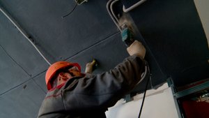 На Уральской Стали в разгаре капитальный ремонт комнат сменно-встречных собраний и актовых залов