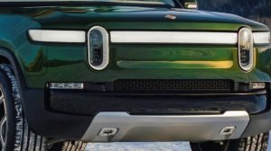 Rivian R1S EV | Exterior & Interior