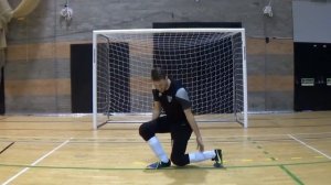 Игра вратаря при выходах один на один