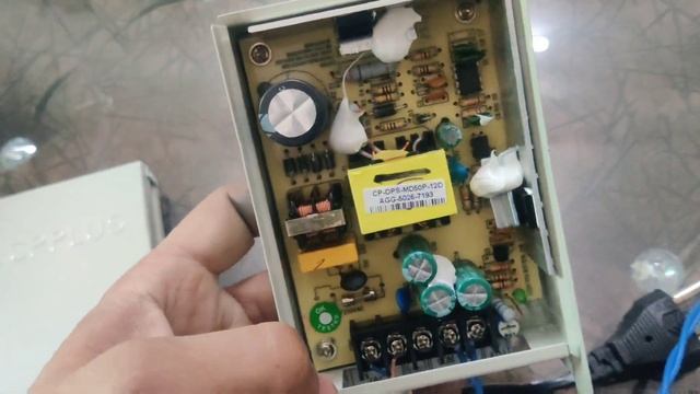 CP Plus 4 Camera CCTV Power Supply खुद लगाए कैमरे की पावर सप्लाई #cpplus #powersupply #camerarepair смотреть онлайн