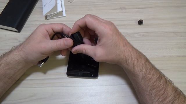 Гарнитура Xiaomi LYEJ05LM Mini In-ear Bluetooth Earphone Single Earbud - Обзор смотреть онлайн