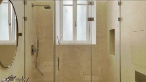 Душевая кабина из закаленных стеклянных перегородок с фурнитурой Pauli - монтаж в рекордные сроки