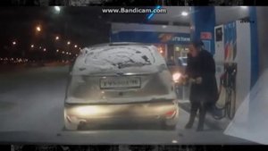 Тупая авто леди сожгла заправку в Сургуте