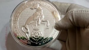 2022 10 Oz Silver £10 Great Britain Queen Beast WHITE GREYHOUND OF RICHMOND Coin.