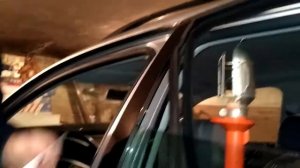 Как снять извлечь заменить стекло задних дверей VW PASSAT B5 B5+(FL)demontaz szyby drzwi tyl!!!
