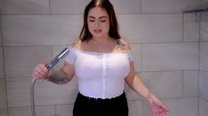 NATALIA REYNOLDS - WET T-SHIRT TEST VOL.4