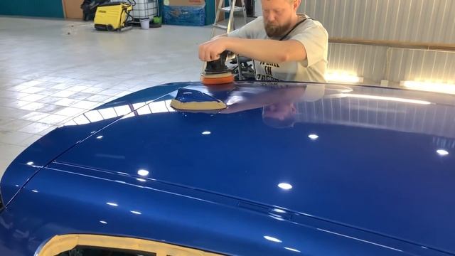 Мягкая полировка кузова. Как наносить керамику и жидкое стекло CarPro. Закулисье детейлинга. Часть смотреть онлайн