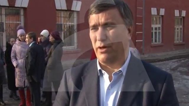 Дома трещат по швам смотреть онлайн