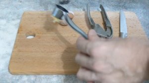 Тэст чеснокодавки из Китая+салат сыр с чесноком