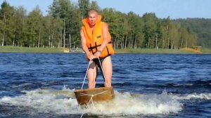 Катание по воде на обычной доске от шкафа ч.2