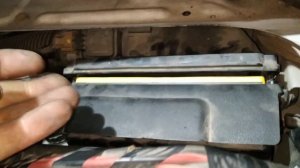 Renault Kangoo 1,5 dCi (2012). Замена воздушного фильтра