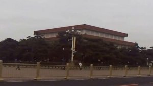 Поездка по площади  Тяньаньмэнь.  Китай