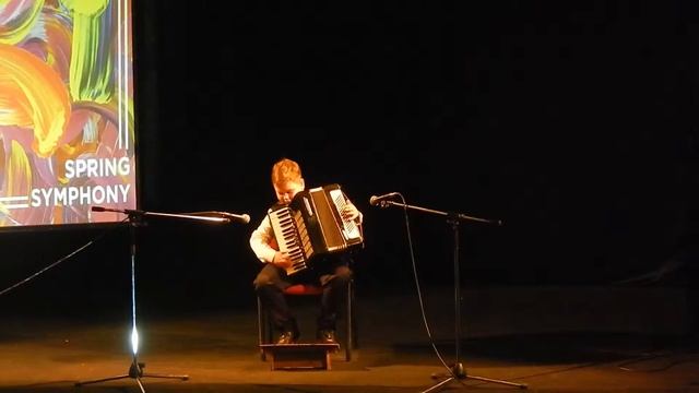Гомольский Ваня 7 лет .г. Часов Яр