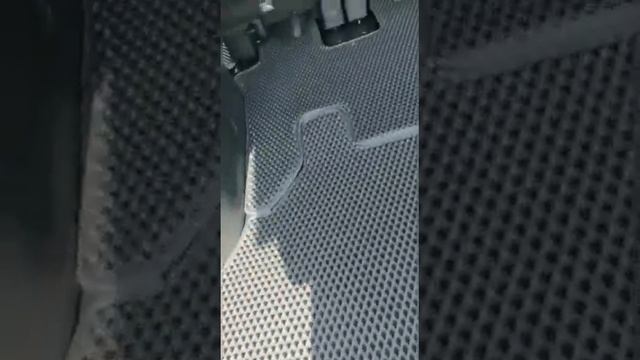 Eva ковры Honda Stepwgn 2018. Комплект с рельсами на втором ряду и измененной перемычкой смотреть онлайн