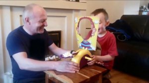 Пирог в лицо - захватывающая новинка - игрушки Hasbro в продаже на TOY RU