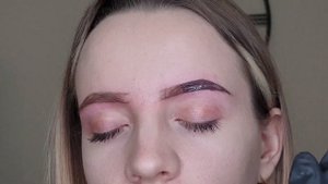 Окрашивание бровей блондинке