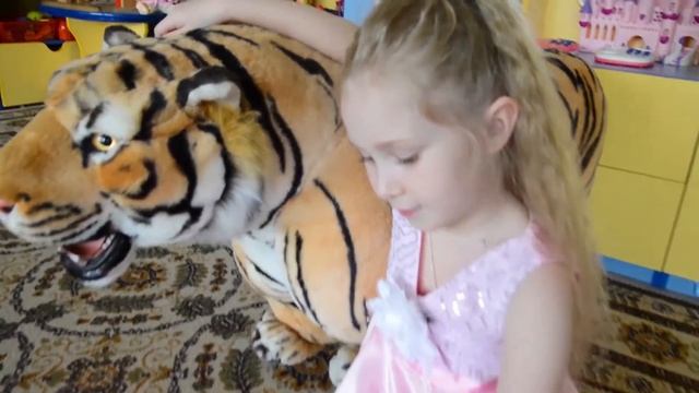 Я с детства с книгами дружу смотреть онлайн