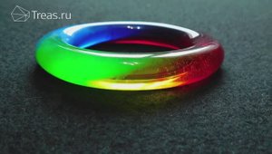 Изготовление браслета в виде кольца из ювелирной смолы необычным способом