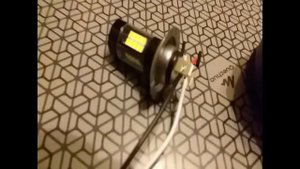 Автомобильный стробоскоп с Алиэкспресс, обзор, подключение/Strobe controller from Aliexpress