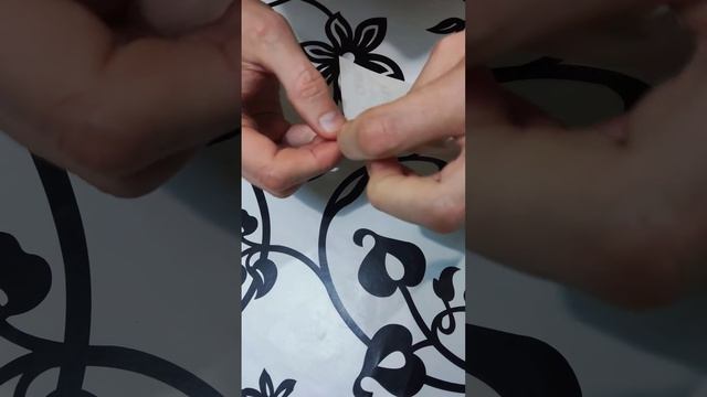 Как скрыть дефект на пластиковой панели или обоях. #лайфхак