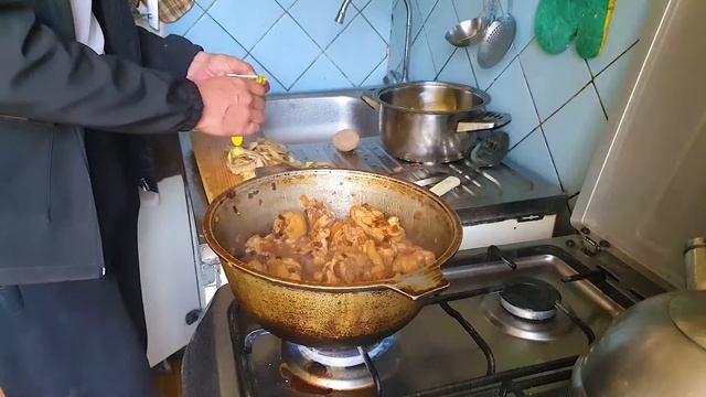 Готовлю окорочка с картошкой