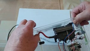 Самодельный озонатор для озонотерапии.