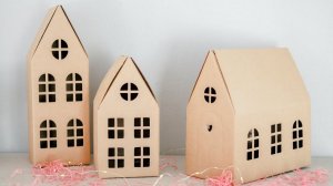 4 идеи миниатюрных домиков из картонных коробок. DIY. Бюджетный новогодний декор.