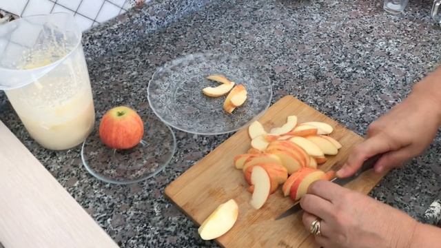 ЯБЛОЧНЫЙ ПИРОГна сковороде. ?БЫСТРАЯ ШАРЛОТКА смотреть онлайн