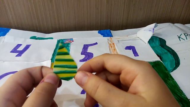 открываю бумажный адвент календарь 🥴 смотреть онлайн