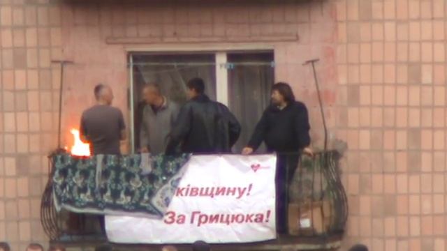 Extreme barbeque. Экстремальное барбекю на балконе смотреть онлайн