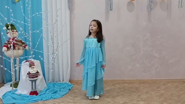 Детский сад 99 Стихотворение "Детская рождественская молитва" (автор Т. Баслина)исполняет Аврора К.