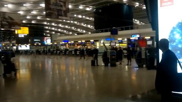 Лондон. Аэропорт Хитроу. смотреть онлайн
