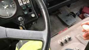 V 10 sound. OM 403 Mercedes Benz 1932