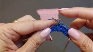 Красивый и легкий узор спицами.